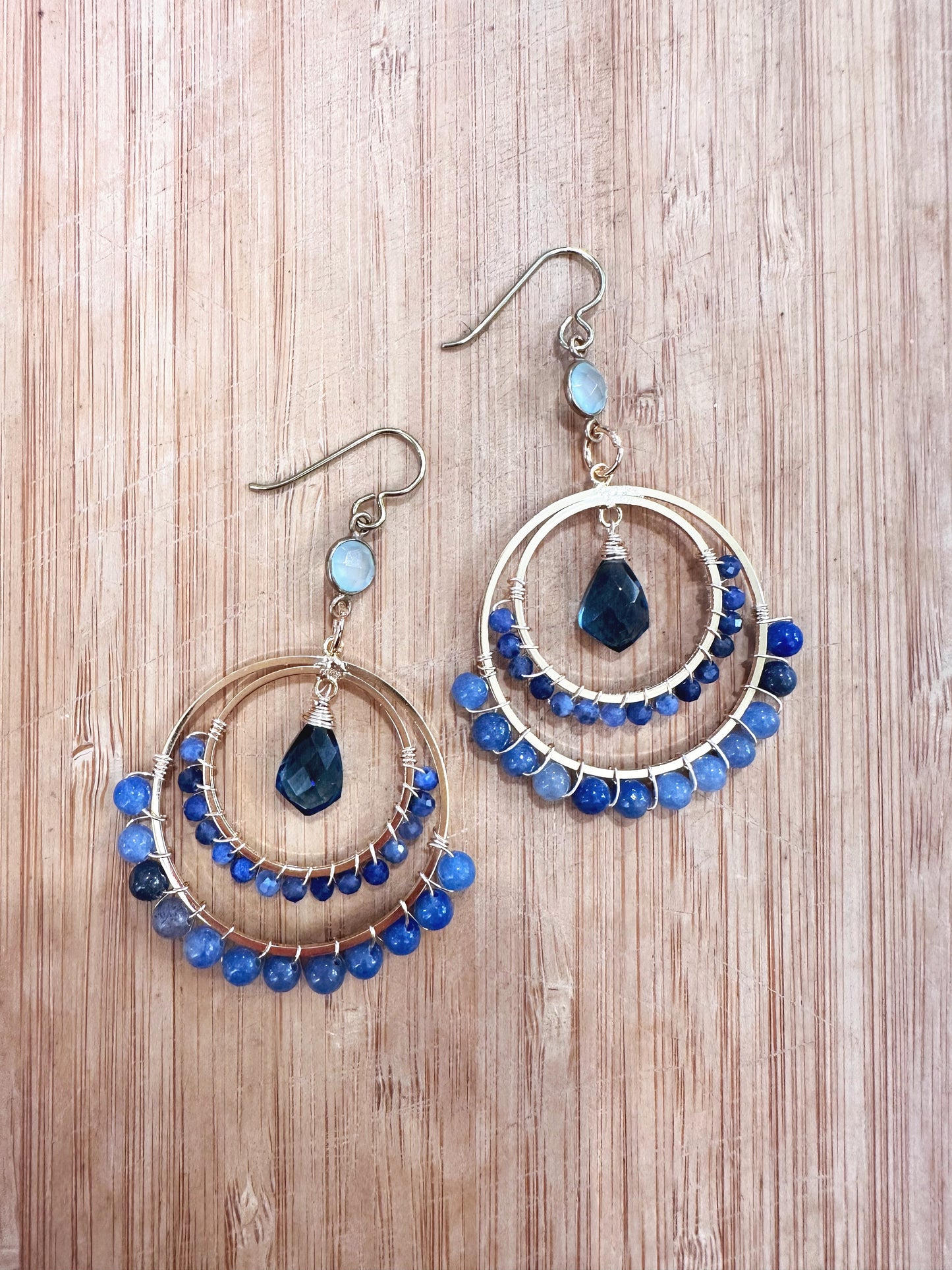 Sodalite Gemstone earrings, quartz gemstone, one of kind, hypoallergenic earrings, 24k gold plated